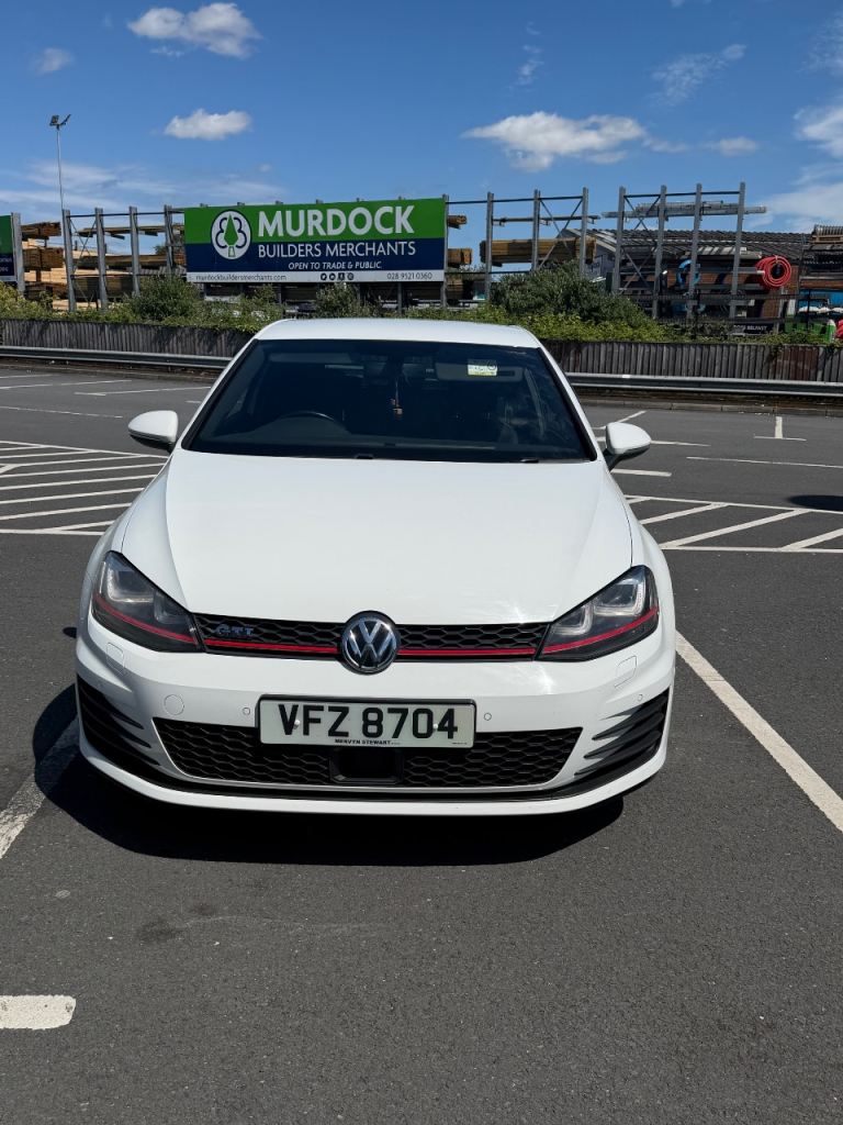 Volkswagen, GOLF, Hatchback, 2015, Manual, 1984 (cc), 3 doors