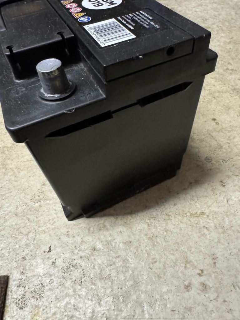 12V AGM019 Stop/Start Car Battery - Halfords