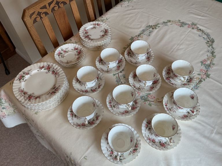 Royal Albert Lavender Rose pattern tea set.