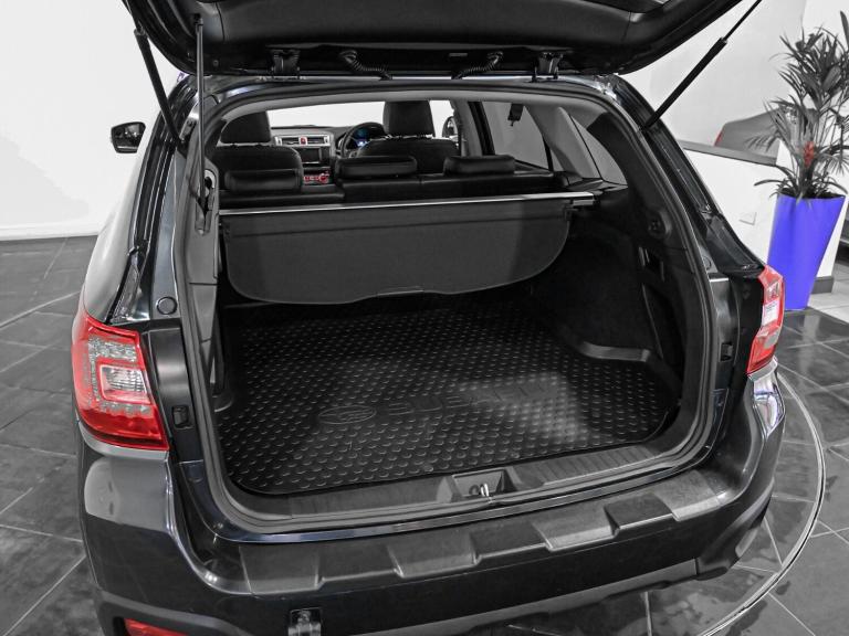 2016 Subaru Outback 2.5i SE Premium 5dr Lineartronic ESTATE PETROL Automatic