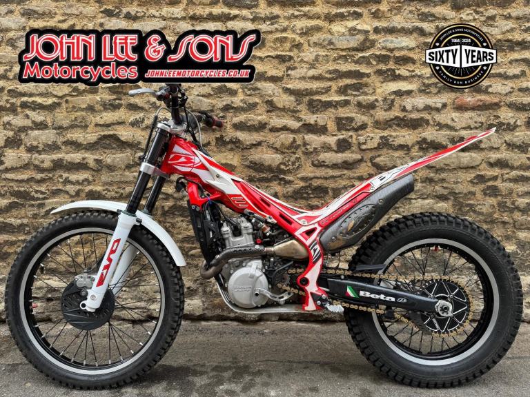 Beta EVO 300cc 4T Trials Bike, 2017 Model, Road Registered, Clearance Price