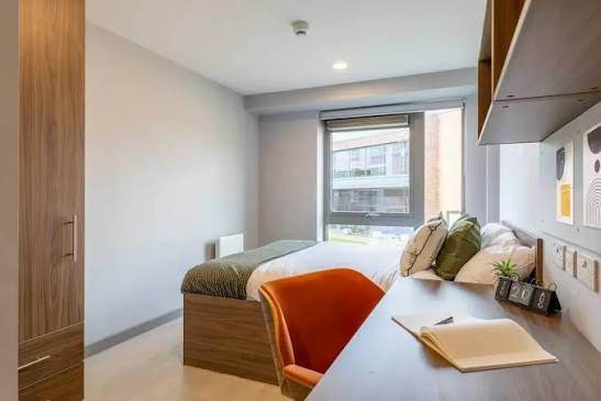 Ensuite room in Student Accommodation – Scotway House, Partick