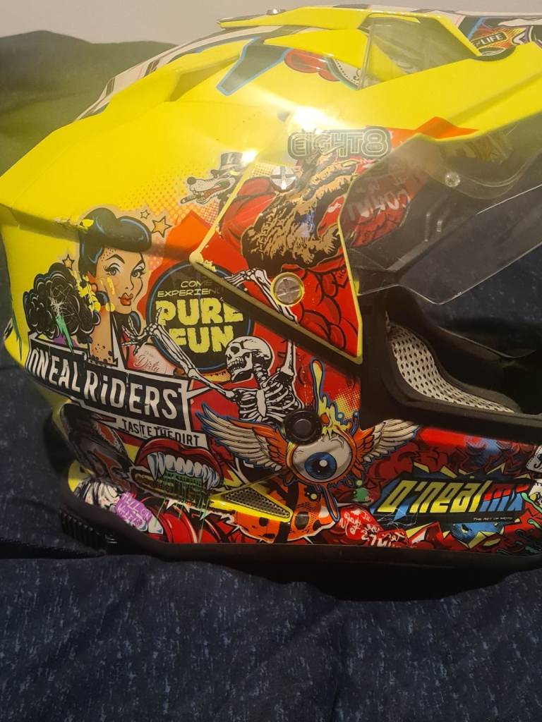 Oniel mx helmet
