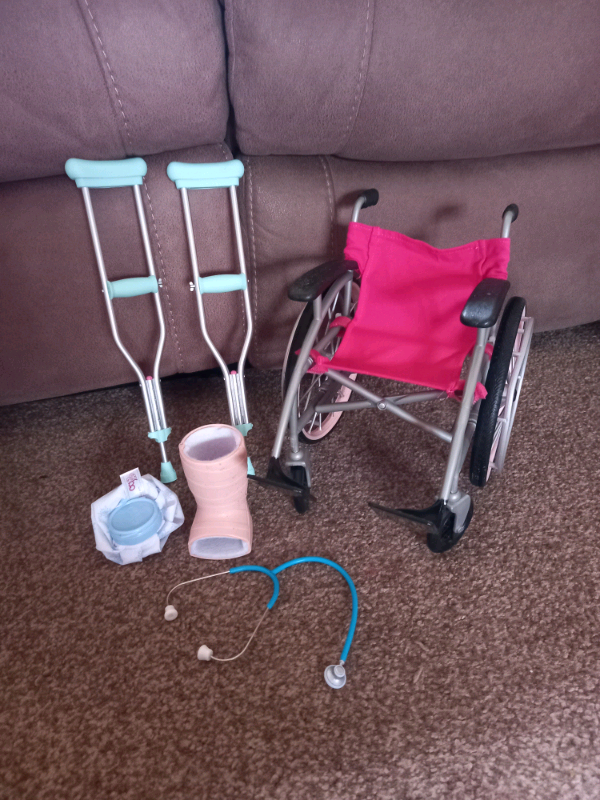 Our Generation Dolls Wheelchair set