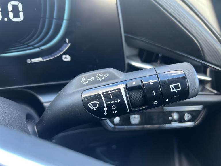  Kia Niro Hybrid 1.6h Gdi 2 Suv 5dr Petrol Hybrid Dct Euro 6 s/s 127 Bhp