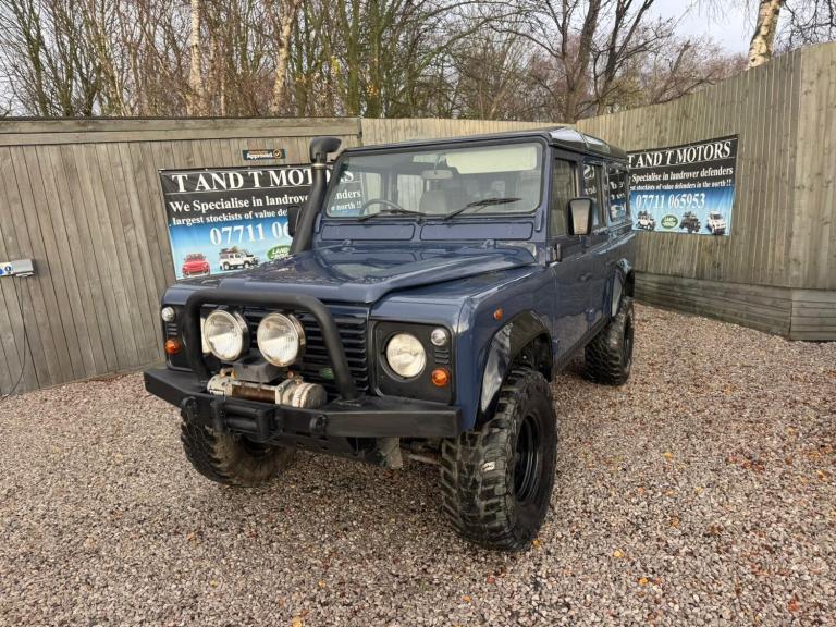 2000 Land Rover Defender Hard Top Td5 PANEL VAN DIESEL Manual