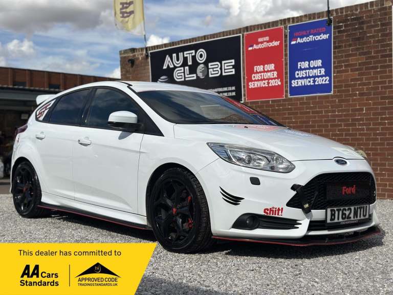 2012 Ford Focus 2.0T ST-3 5dr HATCHBACK PETROL Manual