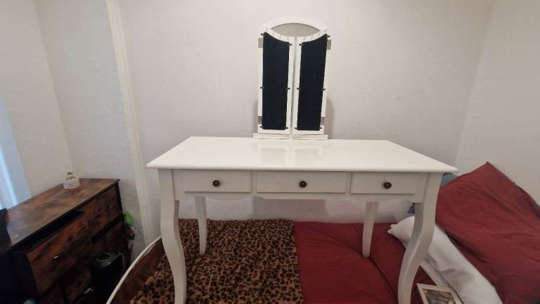 White dressing table. Need gone asap