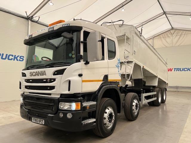 Scania P450 8x4 Sleeper Cab Insulated Tipper Manual