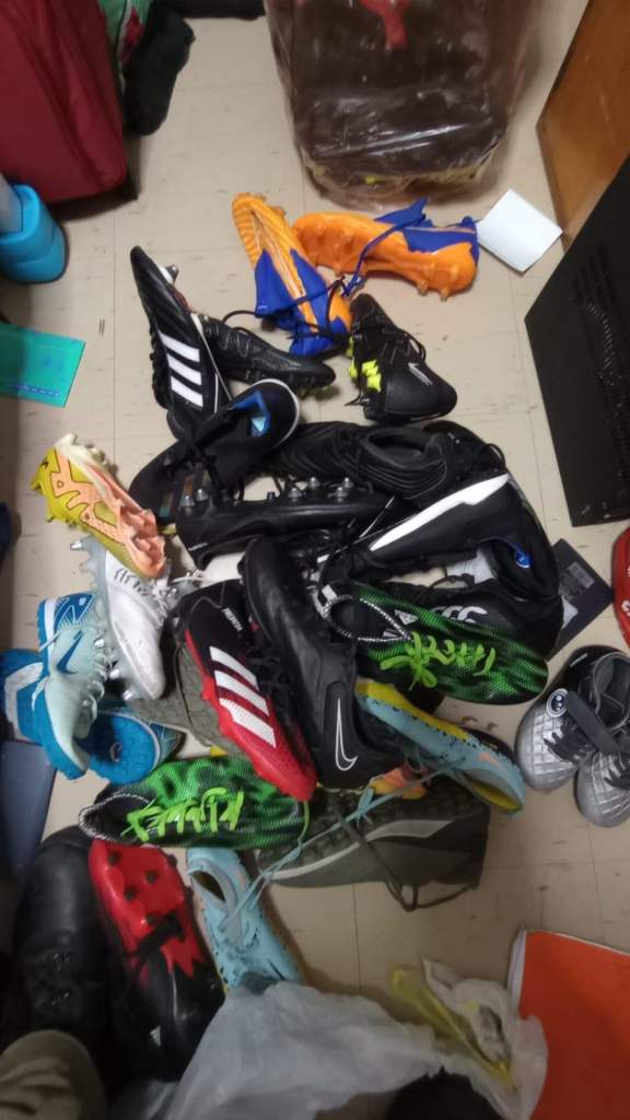 Football boots, cycling boots 