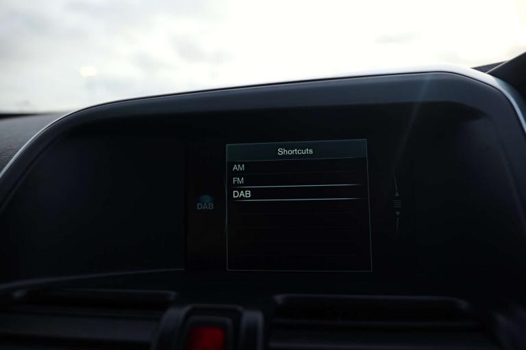 2016 Volvo XC60 2.4 XC60 SE Luxury Nav D5 AWD 4WD 5dr SUV Diesel Manual