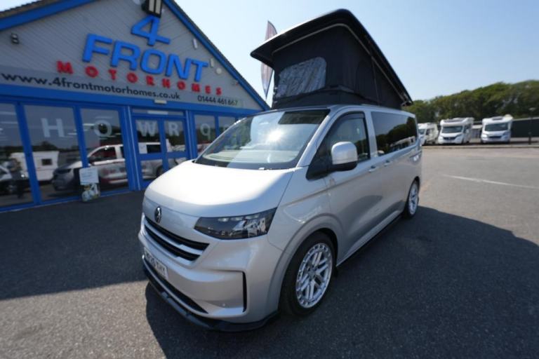 Volkswagen Transporter T7 COMMERCE PLUS VOLKSWAGEN 4 BERTH 5 TRAVEL SEAT CAMPER