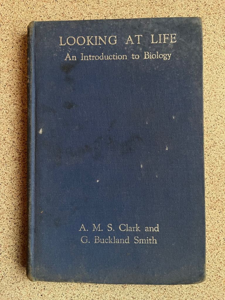 Vintage Biology Textbook: Looking at Life – An Introduction