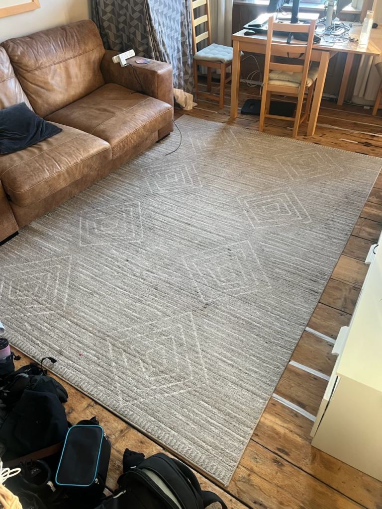 Kukoon Medina Grey patterned rug