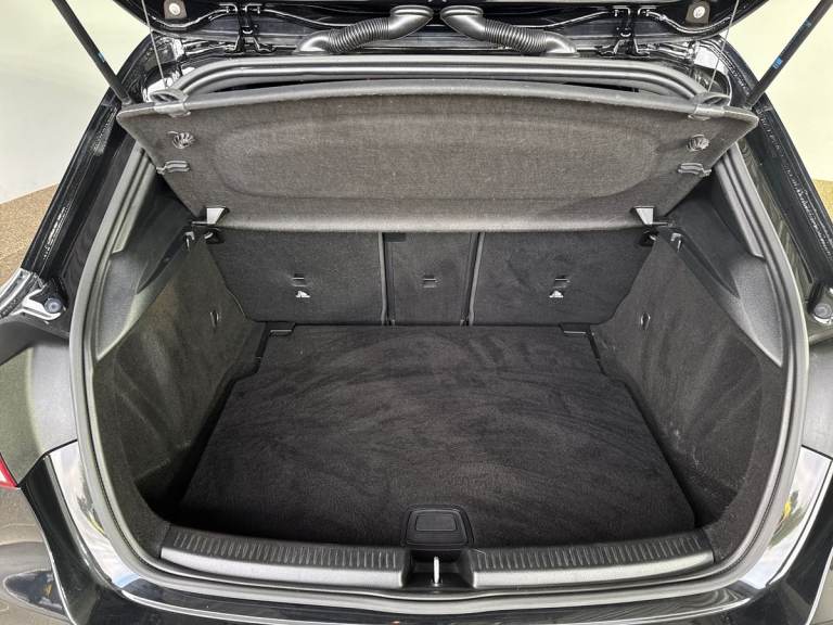 2019 Mercedes-Benz A-Class A180d AMG Line Executive 5dr Auto HATCHBACK DIESEL Automatic