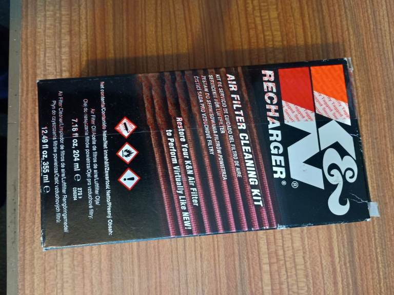 Air filter cleaning kit 