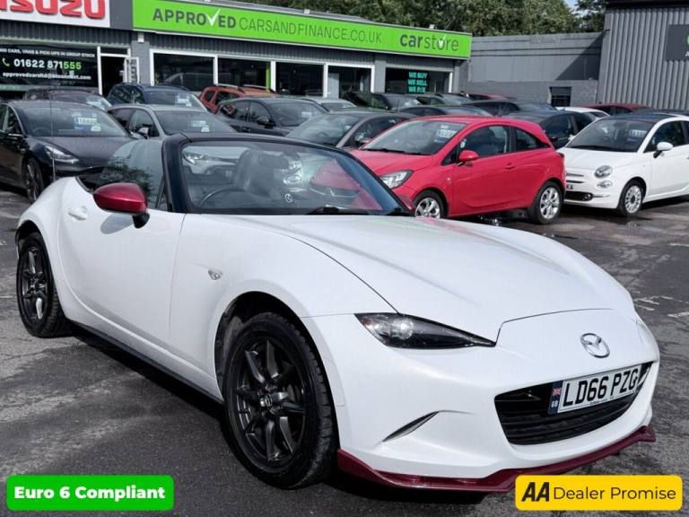 2016 Mazda MX-5 White 1.5 SKYACTIV-G convertible, 54,000 miles, Euro 6, Sat nav, Leather, E Conve...