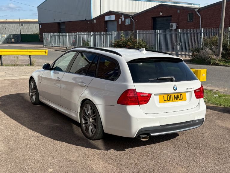 BMW, 3 SERIES, Estate, 2011, Semi-Auto, 1995 (cc), 5 doors