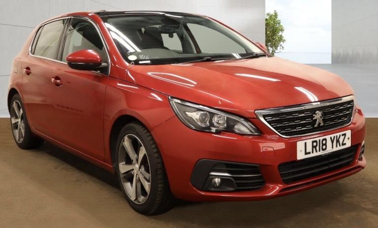 PEUGEOT 308 1.2 PureTech GPF Allure Hatchback 5dr Petrol, Full Pug Service