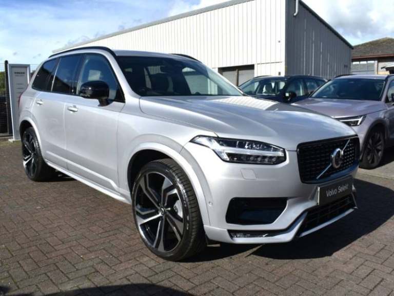 VOLVO XC90 2.0 B5P Ultimate Dark 5dr AWD Geartronic