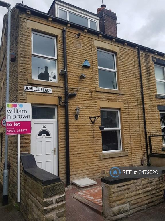 2 bedroom house in Jubilee Place, Morley, Leeds, LS27 (2 bed) (#2479320)