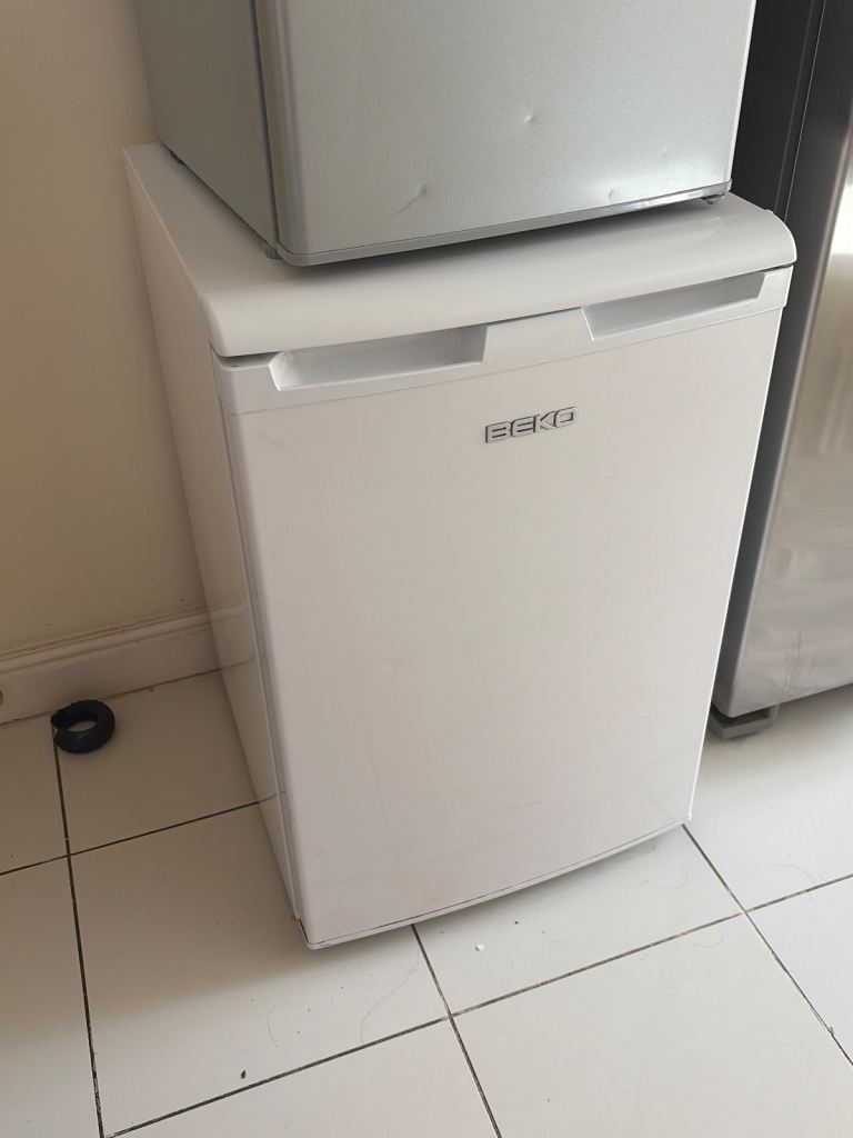 Beko Undercounter Fridge - White, Good Condition