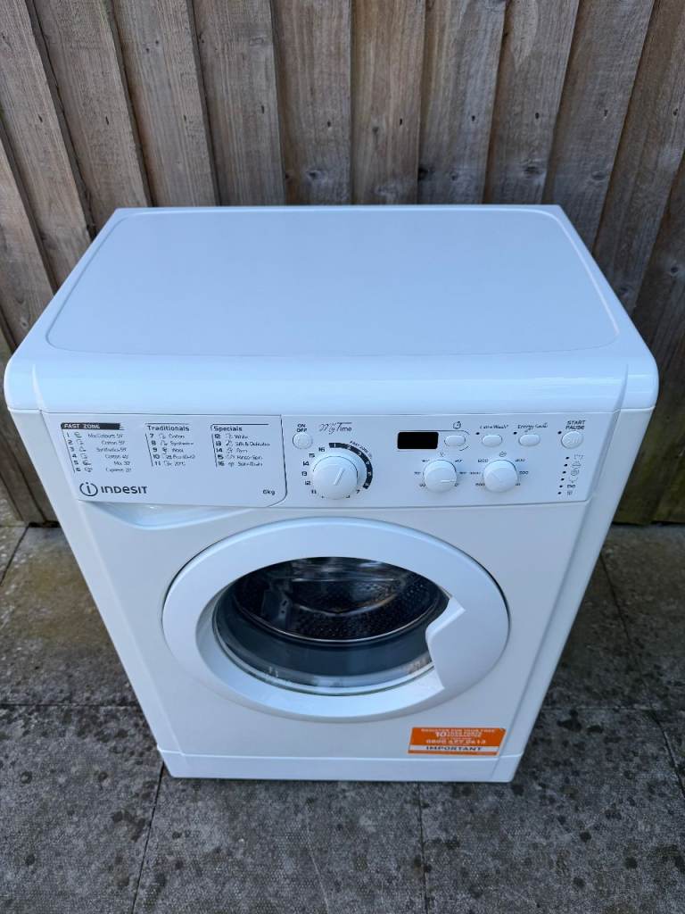 Indesit ( Slim Depth ) Washing Machine 6Kg Load. Barely used, like new ...