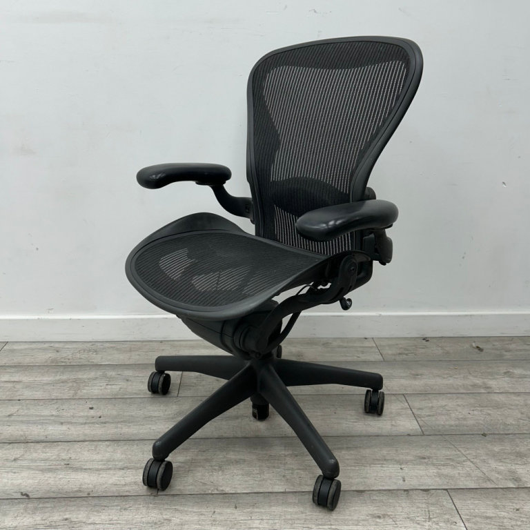 HERMAN MILLER AERON OFFICE CHAIR- OXFORD 