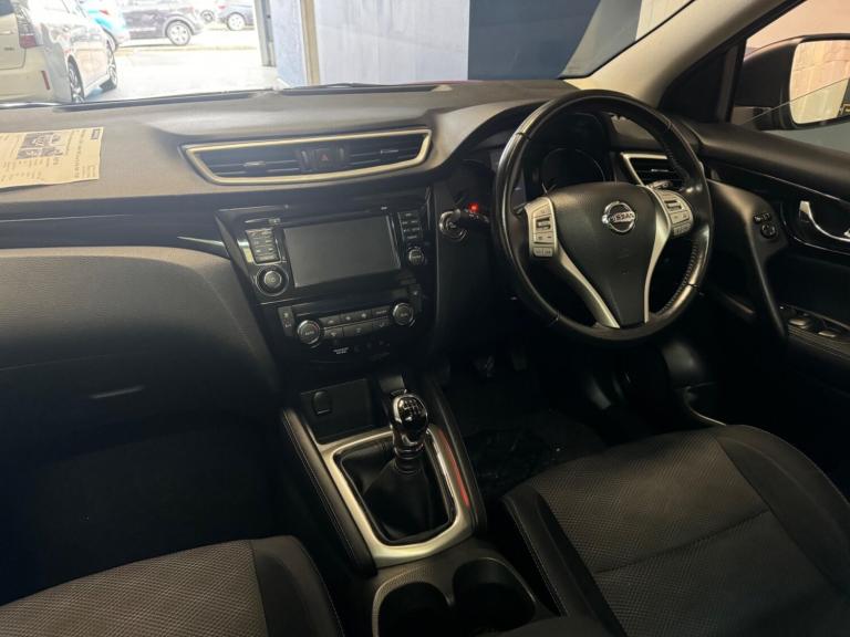 2015 Nissan Qashqai 1.2 DIG-T n-tec+ 2WD Euro 5 (s/s) 5dr HATCHBACK Petrol Manual