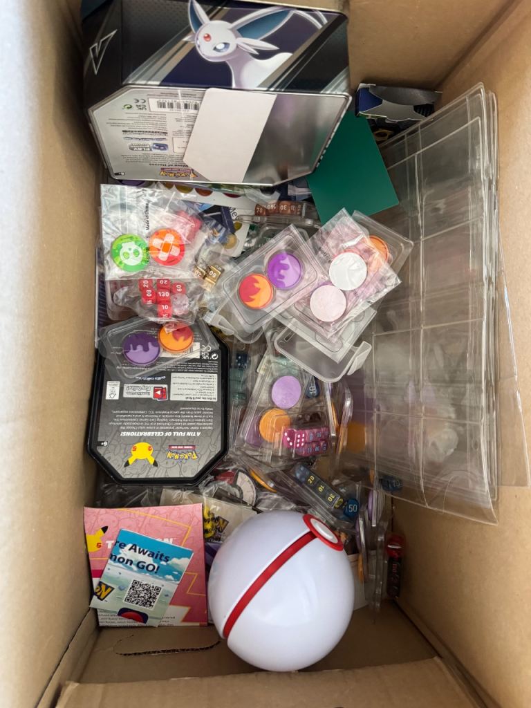 FREE box full of pokemon damage counters dice 