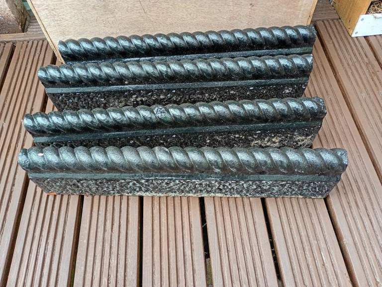 EDGING KERBS - BLACK