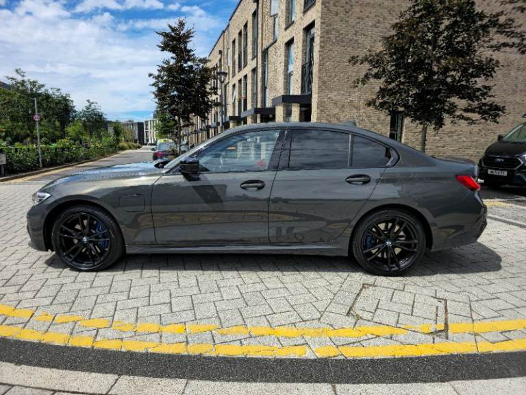BMW 330e M Sport Pro Edition 