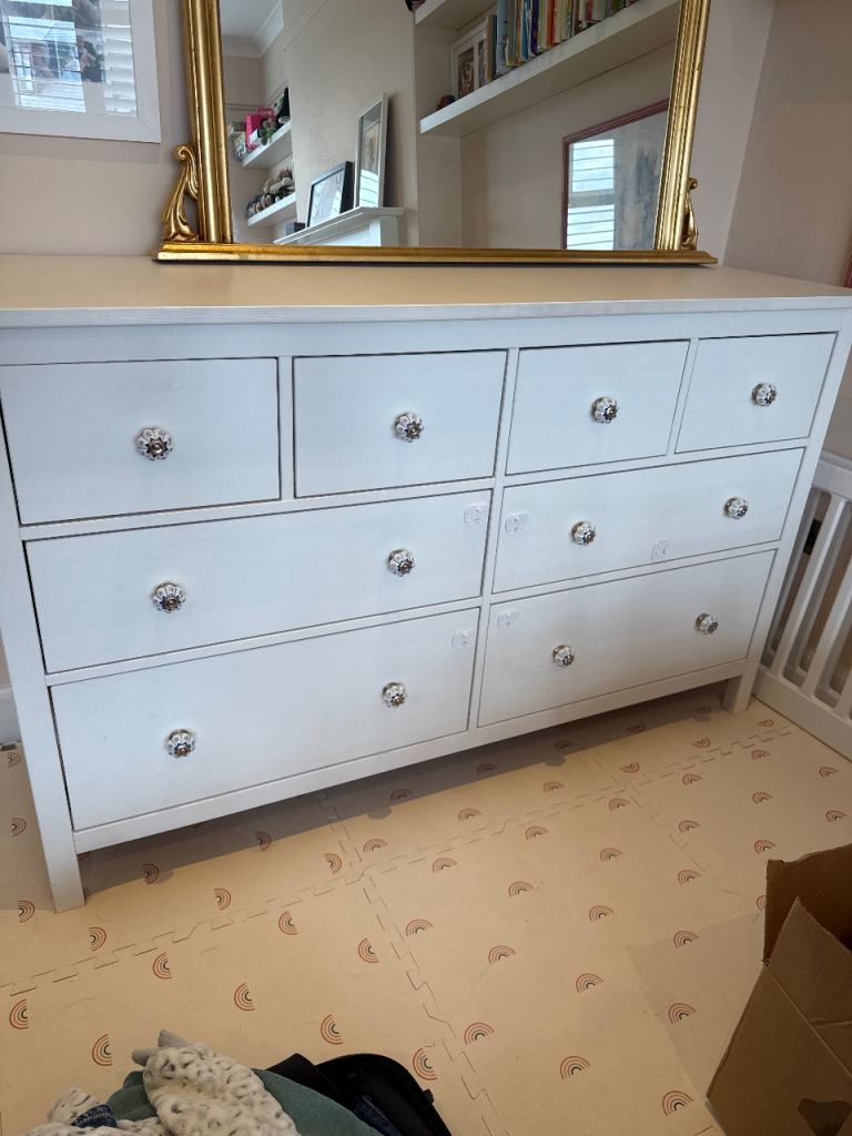 IKEA Hemnes chest of drawers/dresser