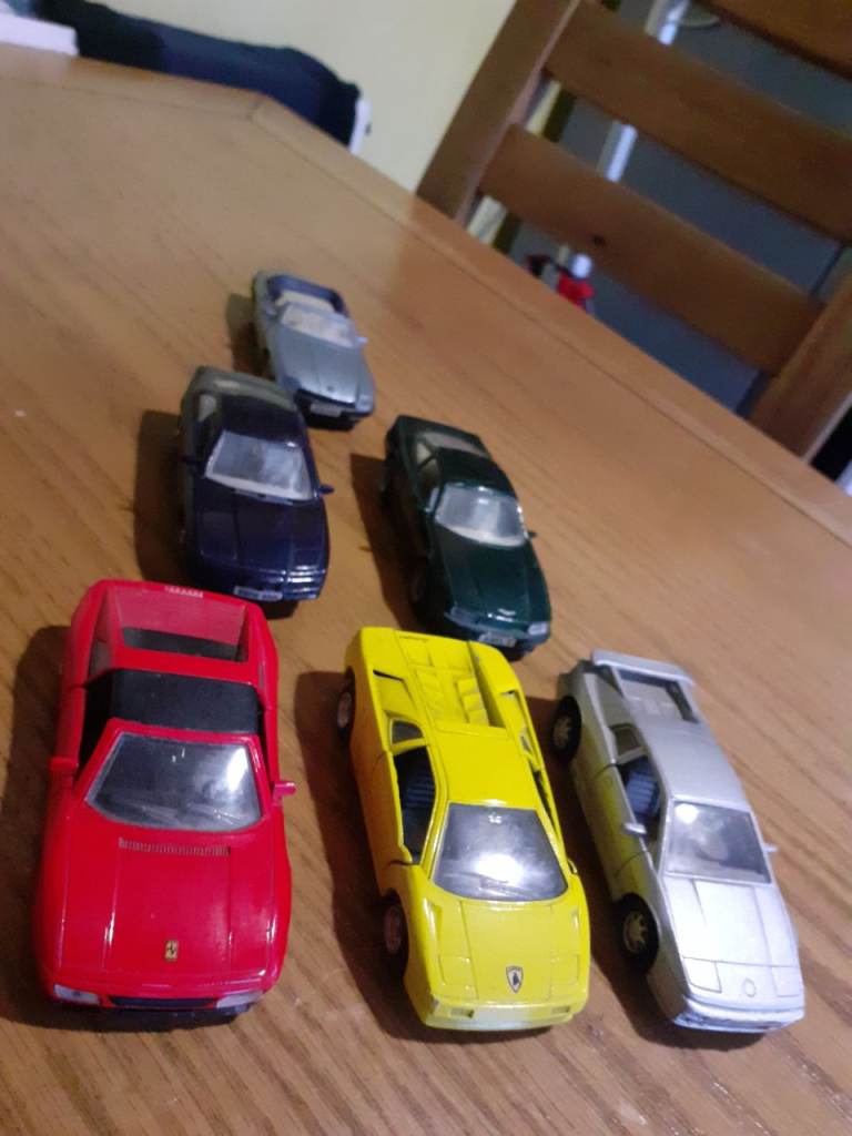 Maisto toys diacast toy cars 