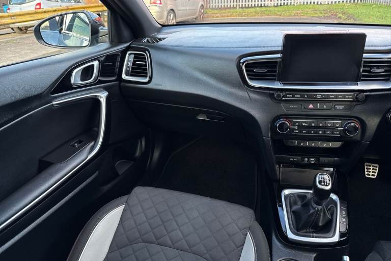 2019 Kia Ceed 1.4 T-GDi GT-Line Lunar Edition Euro 6 (s/s) 5dr Hatchback PETROL Manual