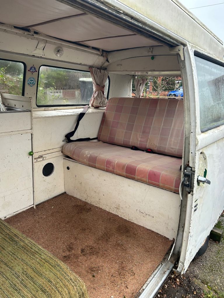 🚐 VW Bay Window Campervan – Classic 1973 Project with New Parts Included! 