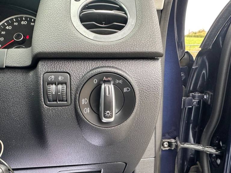 2014 Volkswagen Tiguan 2.0 TDI BlueMotion Tech Match SUV 5dr Diesel Manual 2WD Euro 5 (s/s) (140 ...