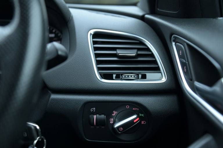 2015 Audi Q3 2.0 TDI S line Plus SUV 5dr Diesel Manual quattro Euro 6 (s/s) (184 ps) ESTATE Diese...