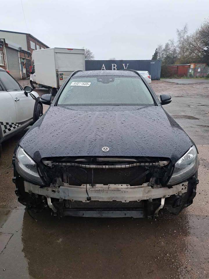 MERCEDES BENZ C CLASS C220D SE LCI S205 DISMANTLING PARTS SUSPENSION WING BONNET DOOR MIRROR