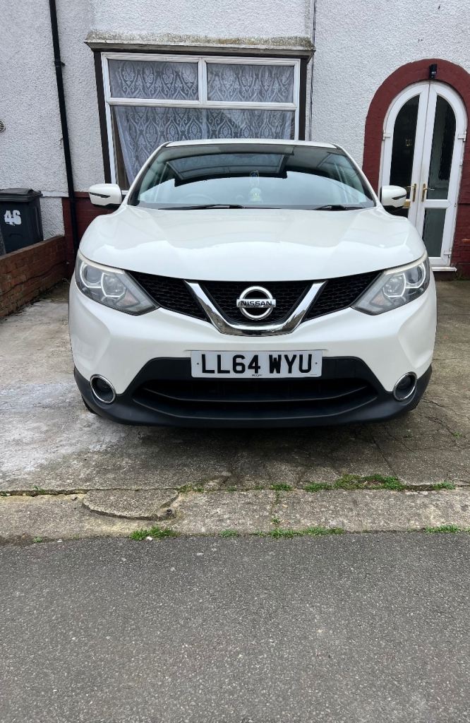 Nissan, QASHQAI, Hatchback, 2015, Manual, 1197 (cc), 5 doors