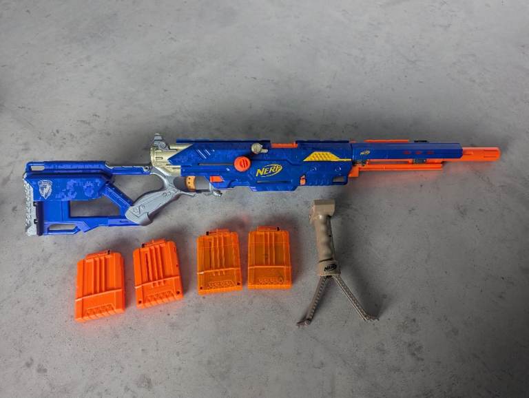 Nerf N-Strike Longstrike CS-6 Blaster Gun Riffle, Dart Magazine Clips & Bipod Stand