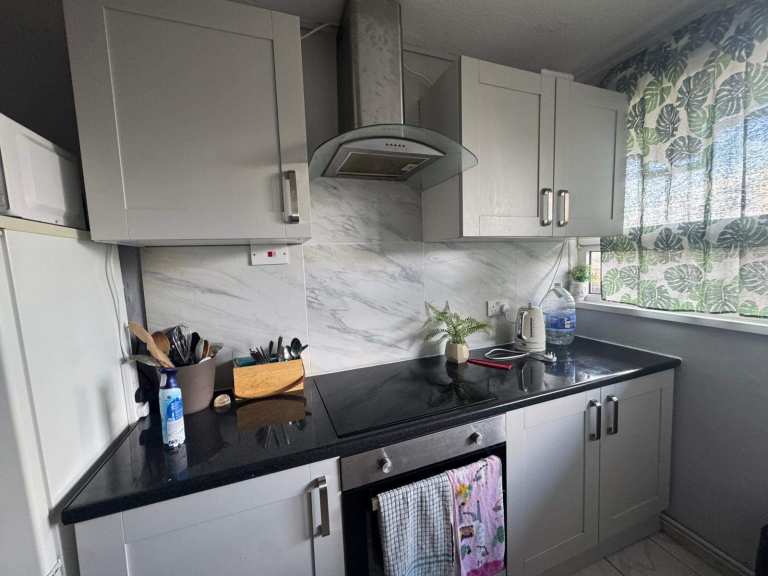 image for DOUBLE ROOM AVAILABLE Wandsworth Road SW8  – Walking Distance from station