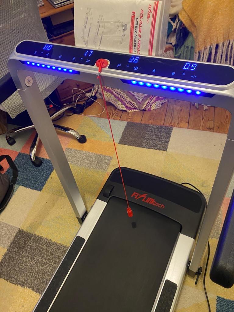 Treadmill FlyLink Tech - only used once 