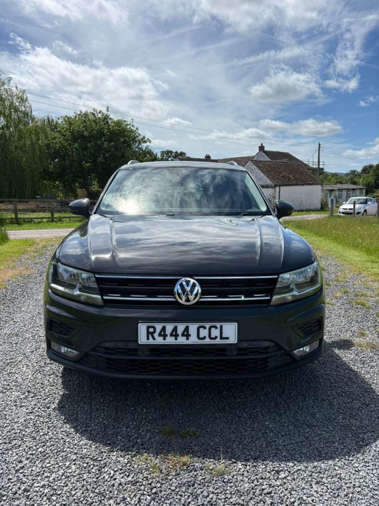 Volkswagen, TIGUAN, Estate, 2018, Manual, 1968 (cc), 5 doors