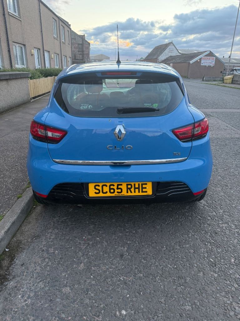 Renault, CLIO, Hatchback, 2015, Manual, 898 (cc), 5 doors