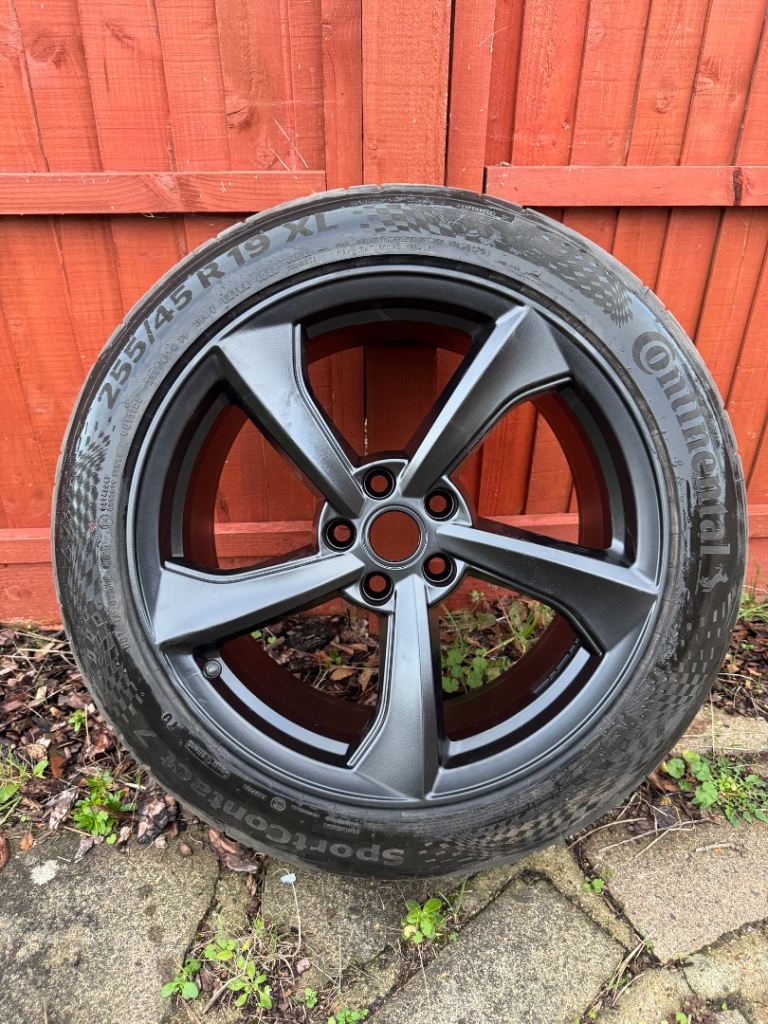 Genuine Tesla Model Y alloy wheel Juniper 19” 