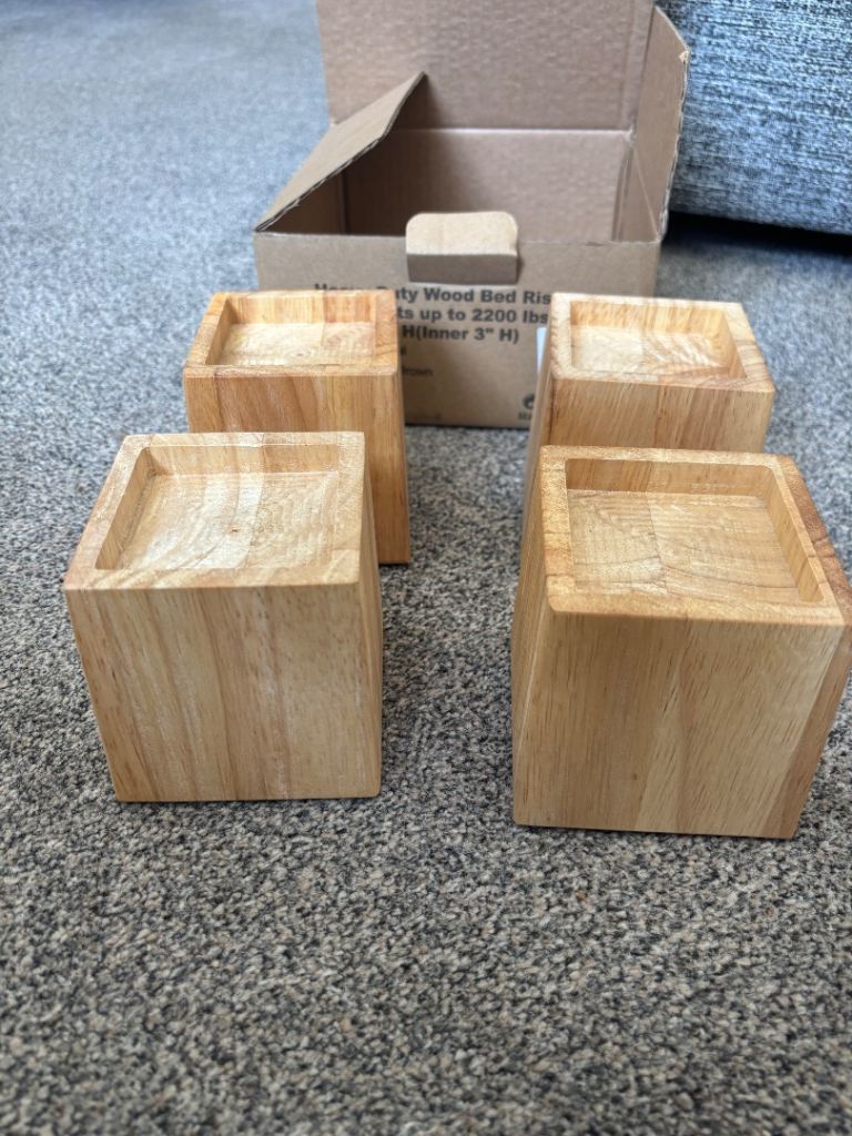 New Heavy Duty Wood Bed Risers 4pk