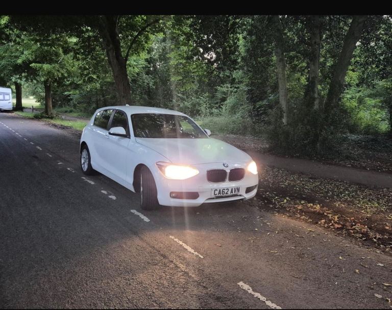 BMW, 1 SERIES, Hatchback, 2013, Semi-Auto, 1995 (cc), 5 doors