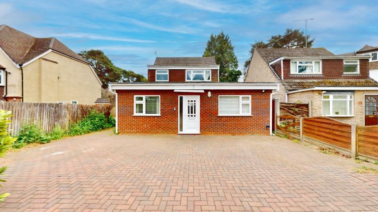 6 Bedroom House Unfurnished to Let 
