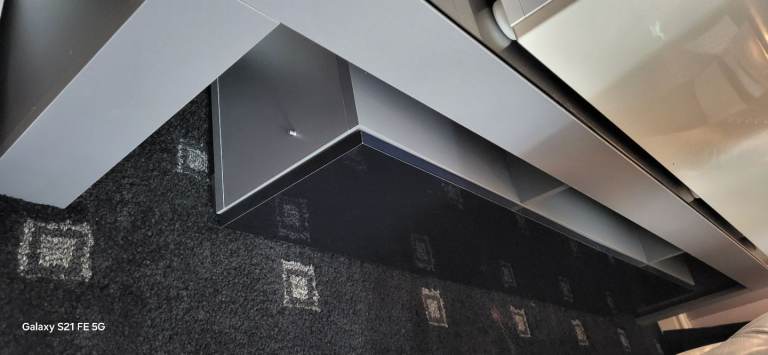  T.V CABINET LONG UNIT WITH GLASS SHELF EITHER SIDE